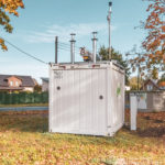 Rīgas gaisa kvalitātes uzlabošanas programmas projekts 2026–2030 publiskai apspriešanai – infografika par gaisa kvalitātes uzlabošanu Rīgā.