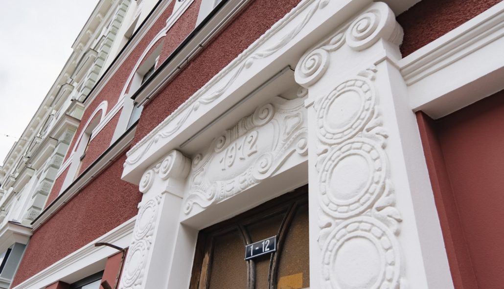 Rīgas ēku namu fasādes un jumti