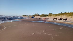 Ziemas peldētāji Rīgas peldvietās, kur ūdens kvalitāte ir laba – Lucavsala, Ķīpsala, Vecāķi, Bābelītis. Rīgas ziemas peldvietas ūdens kvalitāte.