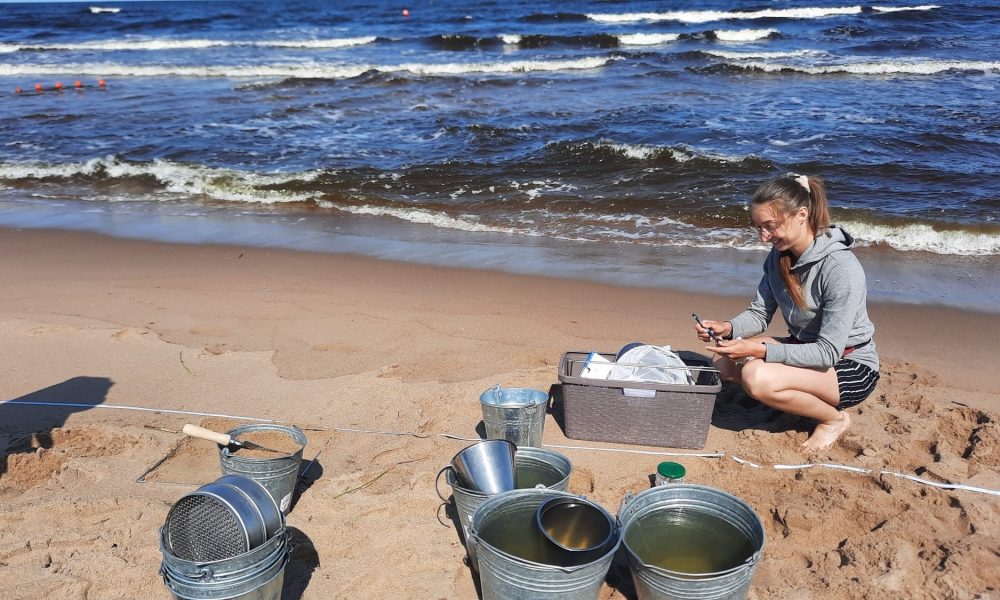 Mikroplastmasas piesārņojums Rīgas līča piekrastes pludmalēs 2